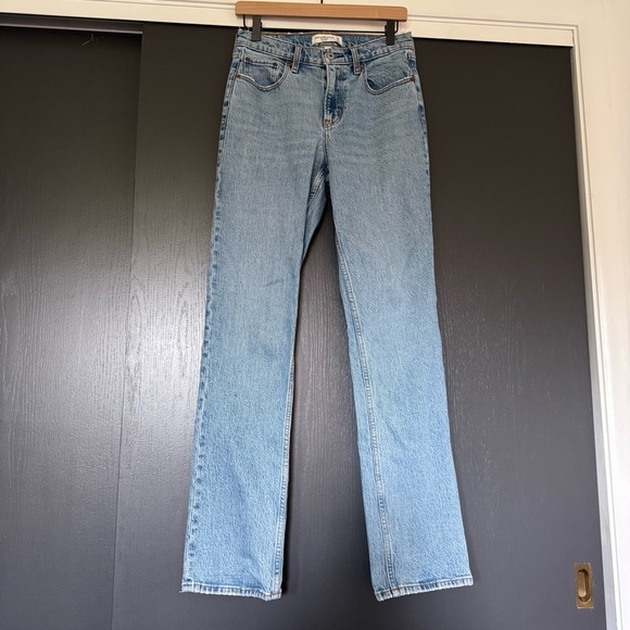Abercrombie & Fitch Denim - Abercrombie Straight Midrise Jeans Curve Love sz 26/2 LONG